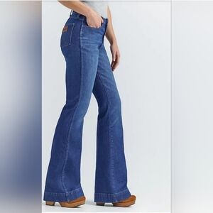 Wrangler Retro  Bailey Women's High Rise Trouser Boot Jeans size 29x32